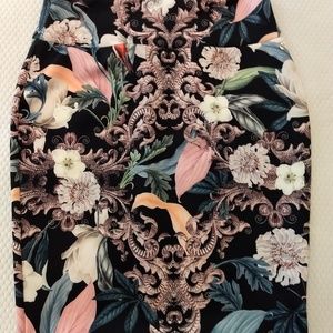 Thalia Scuba, Printed Pencil Skirt Ladies Large